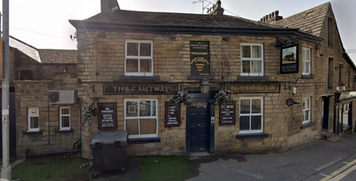Picture of the Railway Inn outside Greenfield station